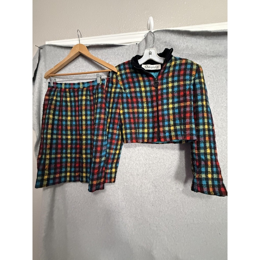 Vintage Tahari Skirt Suit Womens 6 Multicolor Plaid Boucle Wool 2 Pc Set